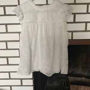 Sleeveless blouse
